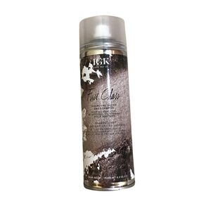 IGK First Class Charcoal Detox Dry Shampoo